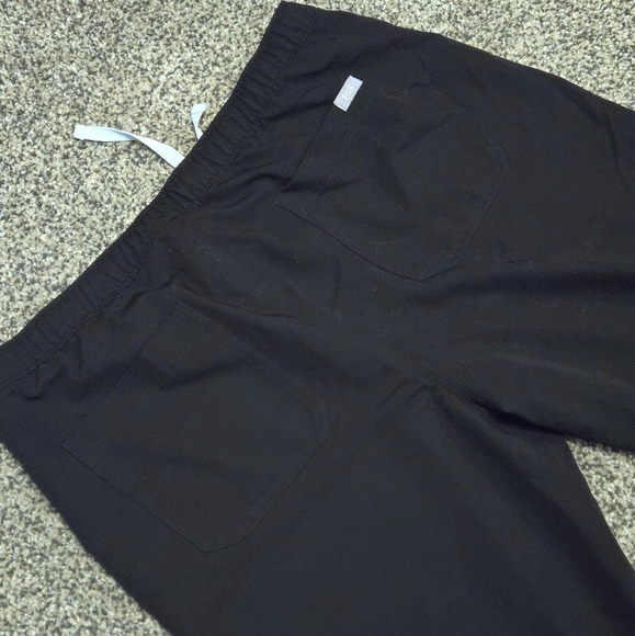 Figs Technical Collection Scrub Pants (Size L) - Picture 8 of 9